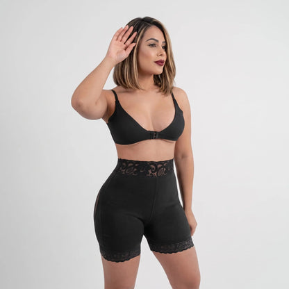 SHORT FAJA 2 EN 1 CON ENCAJE SILICONADA Y LEVANTA GLÚTEOS